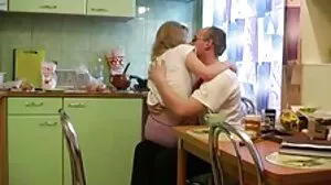 Film o naturalnych cyckach z piękną mokre cipki pl Julią Red z Teen Mega World