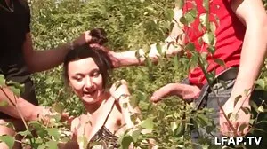 Film oralny z przepiękną Shea Blaze mokre cioki z Shoplyfter