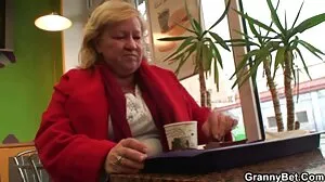 Film misyjny z ładną mokra cipa z bliska Eliną od 18 VideoZ