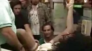 Akcja mokre cipki nastolatek ręczna z seksowną Ginebra Bellucci z Private